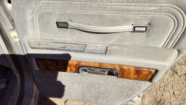 83-87 Grand Marquis Passenger Right Rear Door Trim Panel With Switches Back Gray — photo 5