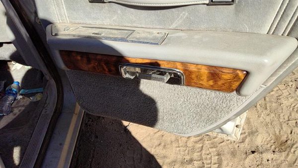 83-87 Grand Marquis Passenger Right Rear Door Trim Panel With Switches Back Gray — photo 6