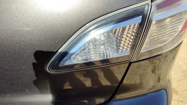 2010 Mazda 3 Tail Light Assembly RH — photo 2