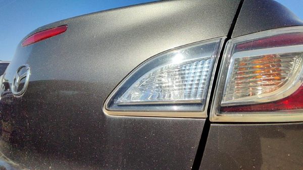2010 Mazda 3 Tail Light Assembly RH — photo 3