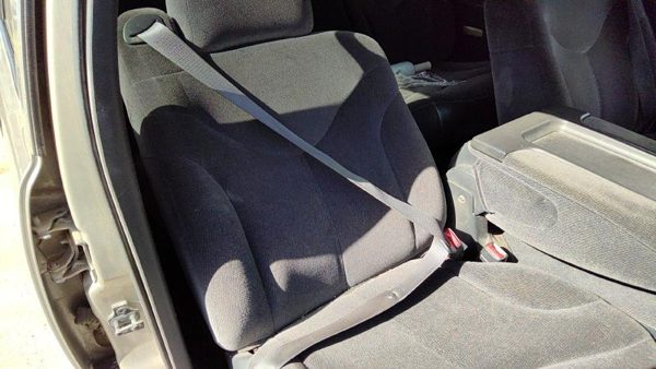 2002 GMC Sierra 2500 HD Front Seat Belt Graphite 12D — photo 1