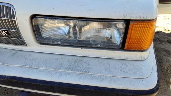 1989 Buick Century Headlamp Assembly LH — photo 2