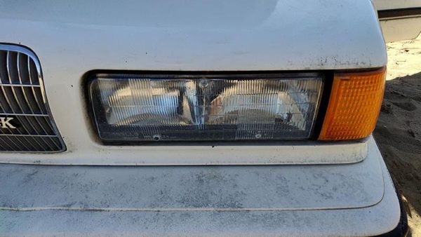 1989 Buick Century Headlamp Assembly LH — photo 4