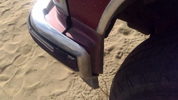 1988-2000 Gmc Sierra 2500 Driver Left Moulding From Fender Oem Trim Strip Red — photo 7