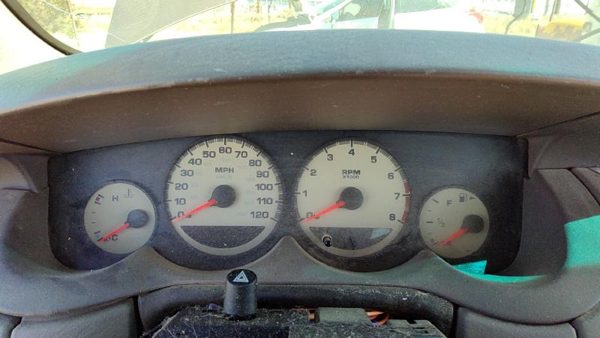 2000-2001 Dodge Neon Speedometer Cluster Instrument Gauges Panel Oem Dash — photo 1