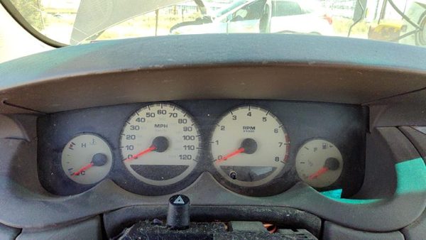 2000-2001 Dodge Neon Speedometer Cluster Instrument Gauges Panel Oem Dash — photo 2