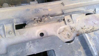 1990-1999 Olds Eighty Eight Hood Latch Assembly With Bracket Oem 25619857