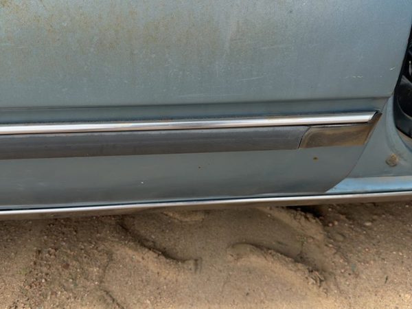 1986-1989 Olds 88 Passenger Right Rear Moulding From Door Oem Back Trim Strip — photo 5