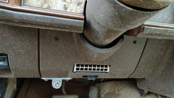 1978-1983 Chevy Malibu Lower Dash Under Column Knee Bolster Trim Panel Oem — photo 1