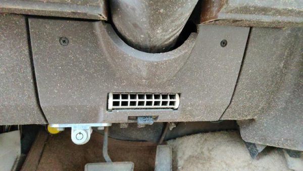 1978-1983 Chevy Malibu Lower Dash Under Column Knee Bolster Trim Panel Oem — photo 2