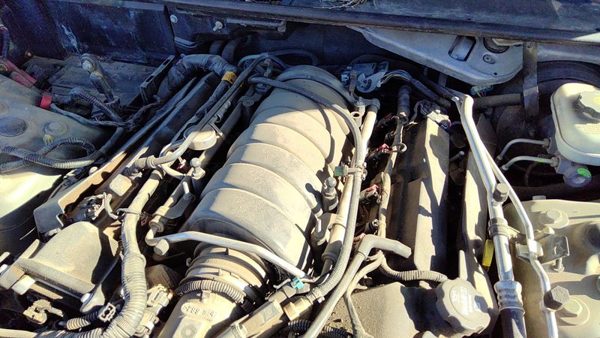 2005-2006 Cadillac Sts Complete Fuel Rail With Injectors Set Loaded Oem 4.6L — photo 5