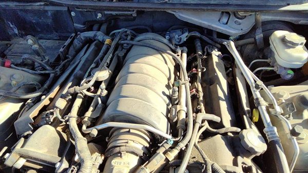 2005-2006 Cadillac Sts Complete Fuel Rail With Injectors Set Loaded Oem 4.6L — photo 4