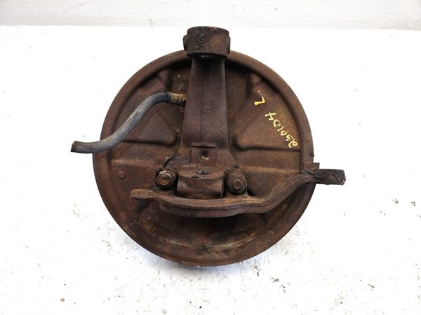 1971 Chevy Van G20 Driver Left Front Spindle Steering Knuckle With Wheel Hub Oem — photo 4
