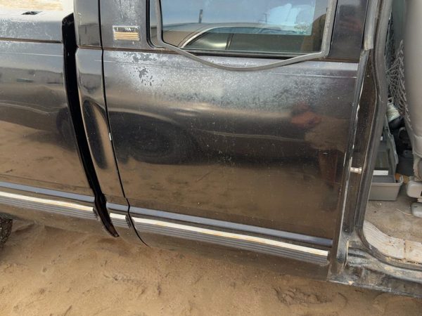 1997 Chevy Pickup 1500 Rear Door RH Black — photo 3