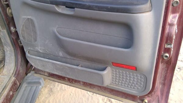 2005-2007 F350 Super Duty Passenger Right Front Inside Door Trim Panel Only Gray — photo 5