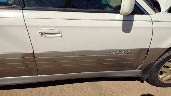 2000 Subaru Legacy Front Door RH White 8Y3 — photo 3