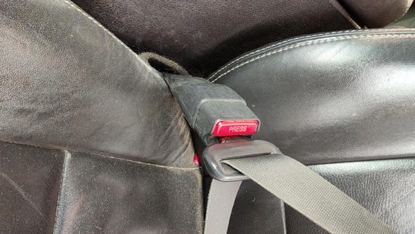 2012 Ford Fusion Driver Left Front Seat Belt Buckle Receiver Oem Charcoal Fw — photo 4