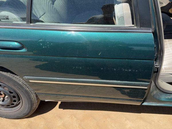 1999 Chevrolet Lumina Rear Door RH Jasper Green 56U — photo 2
