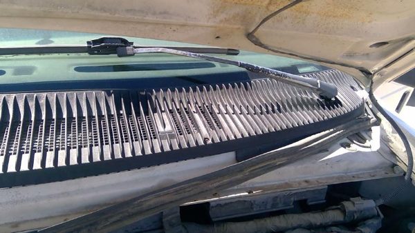 92-96 Ford Van E150 Windshield Wiper Cowl Vent Trim Panel Oem Grille — photo 3