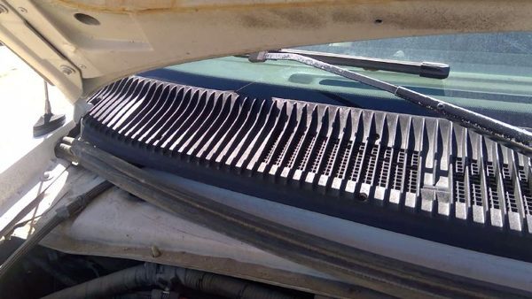 92-96 Ford Van E150 Windshield Wiper Cowl Vent Trim Panel Oem Grille — photo 8