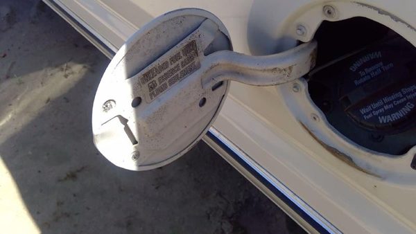 1992-2014 Ford Van E150 Fuel Tank Door With Hinge Gas Lid Oem Filler White — photo 9