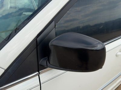2008-2010 Chrysler Town & Country Driver Left Power Side Mirror Door Mounted Oem