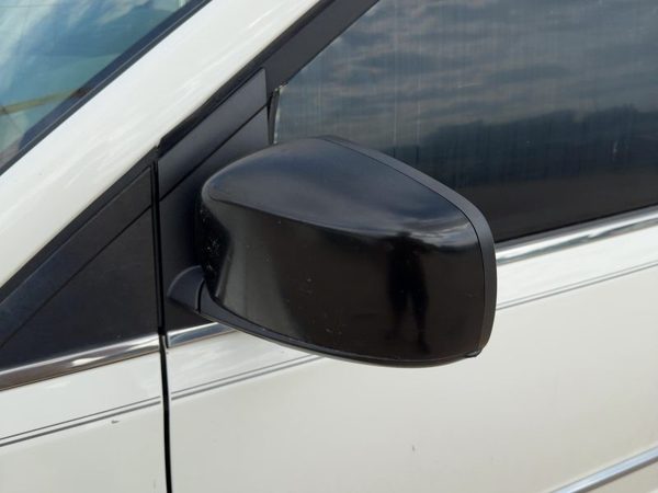 2008-2010 Chrysler Town & Country Driver Left Power Side Mirror Door Mounted Oem — photo 5