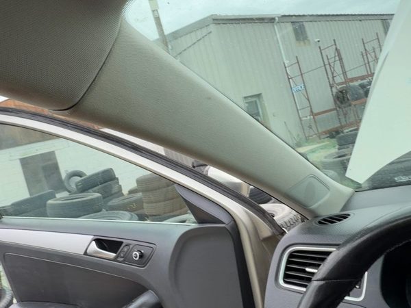 2014 Vw Jetta Driver Left A Pillar Trim Windshield Post Panel Oem — photo 2
