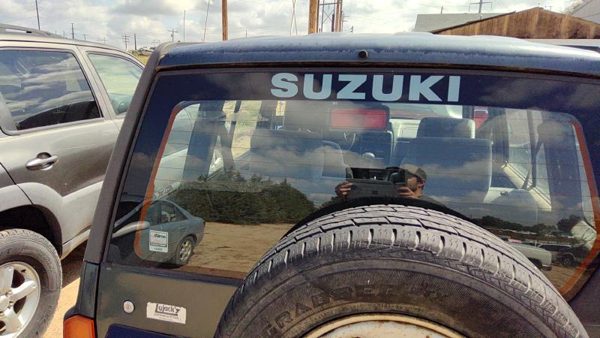 1989-1998 Suzuki Sidekick Back Glass Rear Window Oem 8457561A60 — photo 4