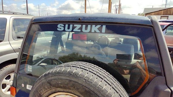 1989-1998 Suzuki Sidekick Back Glass Rear Window Oem 8457561A60 — photo 3