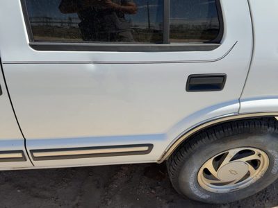 2001 Chevrolet S10 Rear Door LH White 50U