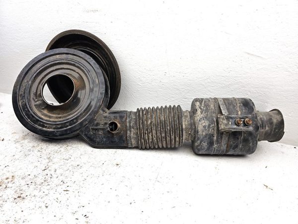 90-92 Silverado 1500 Complete Air Intake Cleaner Filter Box Housing Wh Tube 5.7L — photo 14