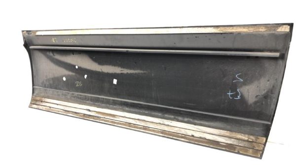 2003 Cadillac Escalade Driver Left Front Moulding From Door Trim Strip Black 41U — photo 8