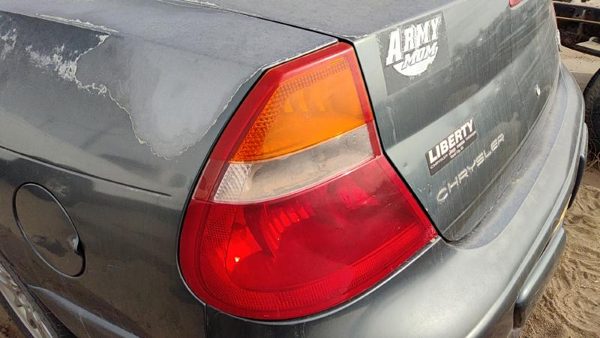 2001-2004 Chrysler 300M Driver Left Tail Light Brake Lamp Oem Rear 68055179Aa — photo 4