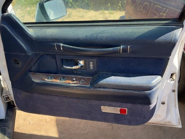 94 Lincoln Town Car Passenger Right Front Door Trim Panel With Switches Blue Dp — photo 1