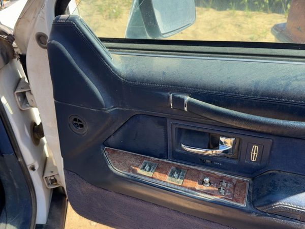 94 Lincoln Town Car Passenger Right Front Door Trim Panel With Switches Blue Dp — photo 2