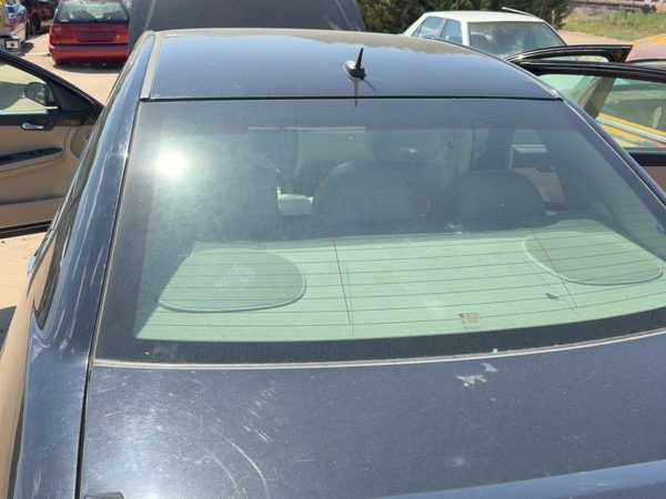 2006-2016 Chevy Impala Back Glass Rear Window Oem 23187183 — photo 2