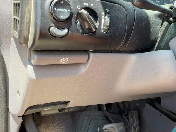 96-00 Town & Country Lower Dash Under Column Knee Bolster Trim Panel Taupe All5 — photo 1
