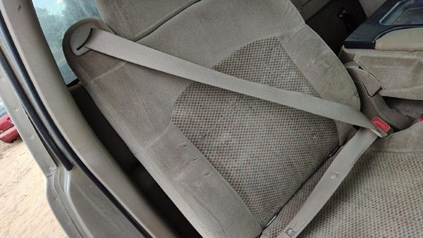 01-02 Silverado 2500 Passenger Right Front Seat Belt Retractor Shoulder Tan 52D — photo 2