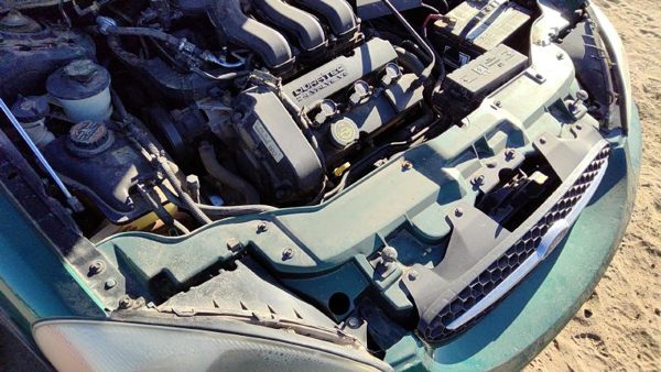 2000 Ford Taurus Header Panel 1F1Z8A284AA — photo 3