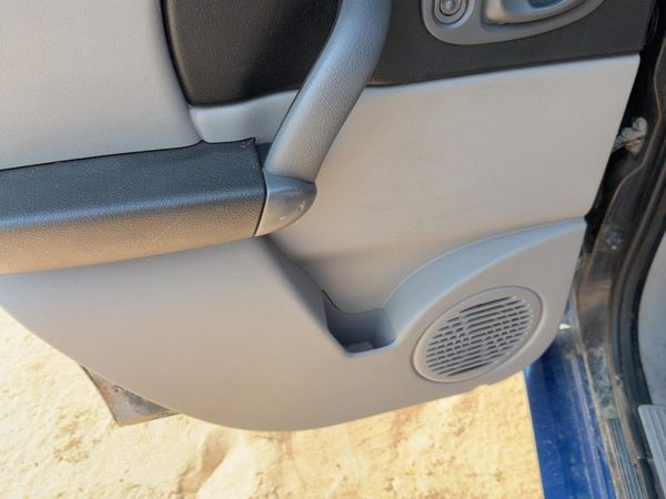 04-05 Vue Redline Driver Left Rear Door Trim Panel With Switches Back Gray 17D — photo 2