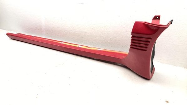 93 Grand Prix Passenger Right Lower Rocker Panel Moulding Side Skirt 2 Door Red — photo 6