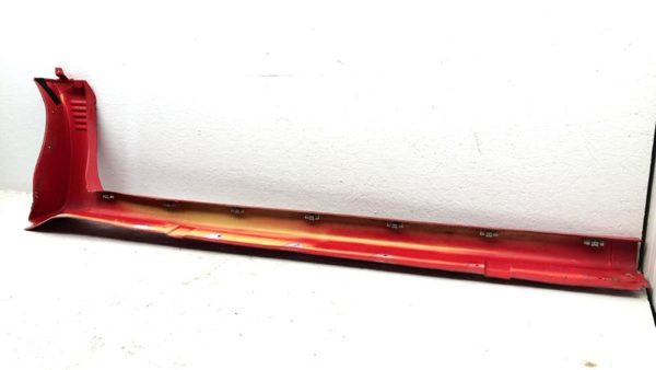 93 Grand Prix Passenger Right Lower Rocker Panel Moulding Side Skirt 2 Door Red — photo 15