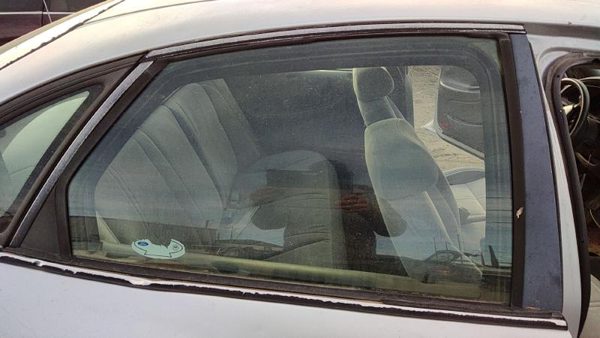 1996-2007 Ford Taurus Passenger Right Rear Side Window Door Glass Oem Back — photo 2