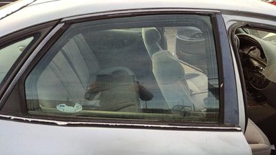 1996-2007 Ford Taurus Passenger Right Rear Side Window Door Glass Oem Back
