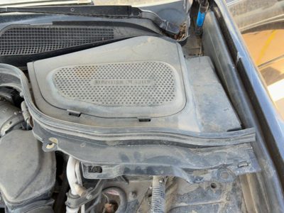 2007 Infiniti M35x Brake Fluid Reservoir Cover Shield Plastic Housing OEM