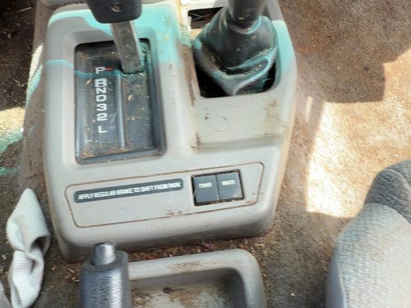 1995-1997 Isuzu Rodeo Console Trim Bezel Around Shifters Oem Gray 160 4933917 — photo 5