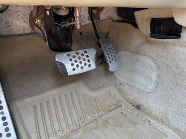 2003-2008 Infinity Fx45 Gas Pedal Assembly Oem Accelerator — photo 1