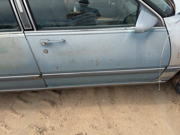 1986 Olds Eighty-eight 88 Front Door RH Blue — photo 2