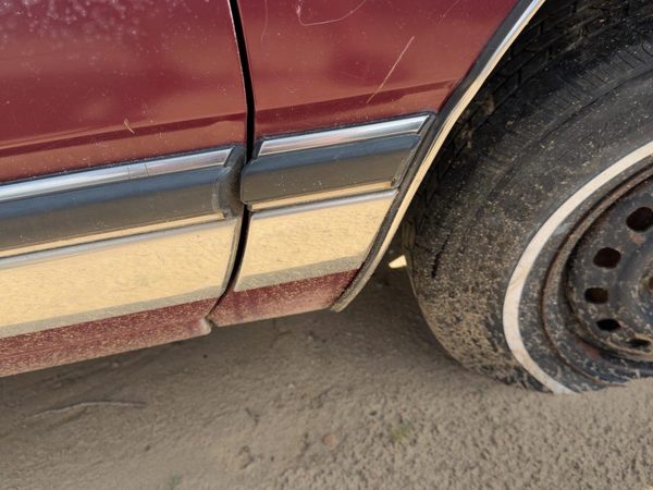 85-90 Buick Park Ave Passenger Right Moulding From Fender Oem Trim Strip — photo 3